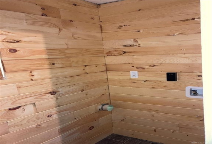 shiplap laundry