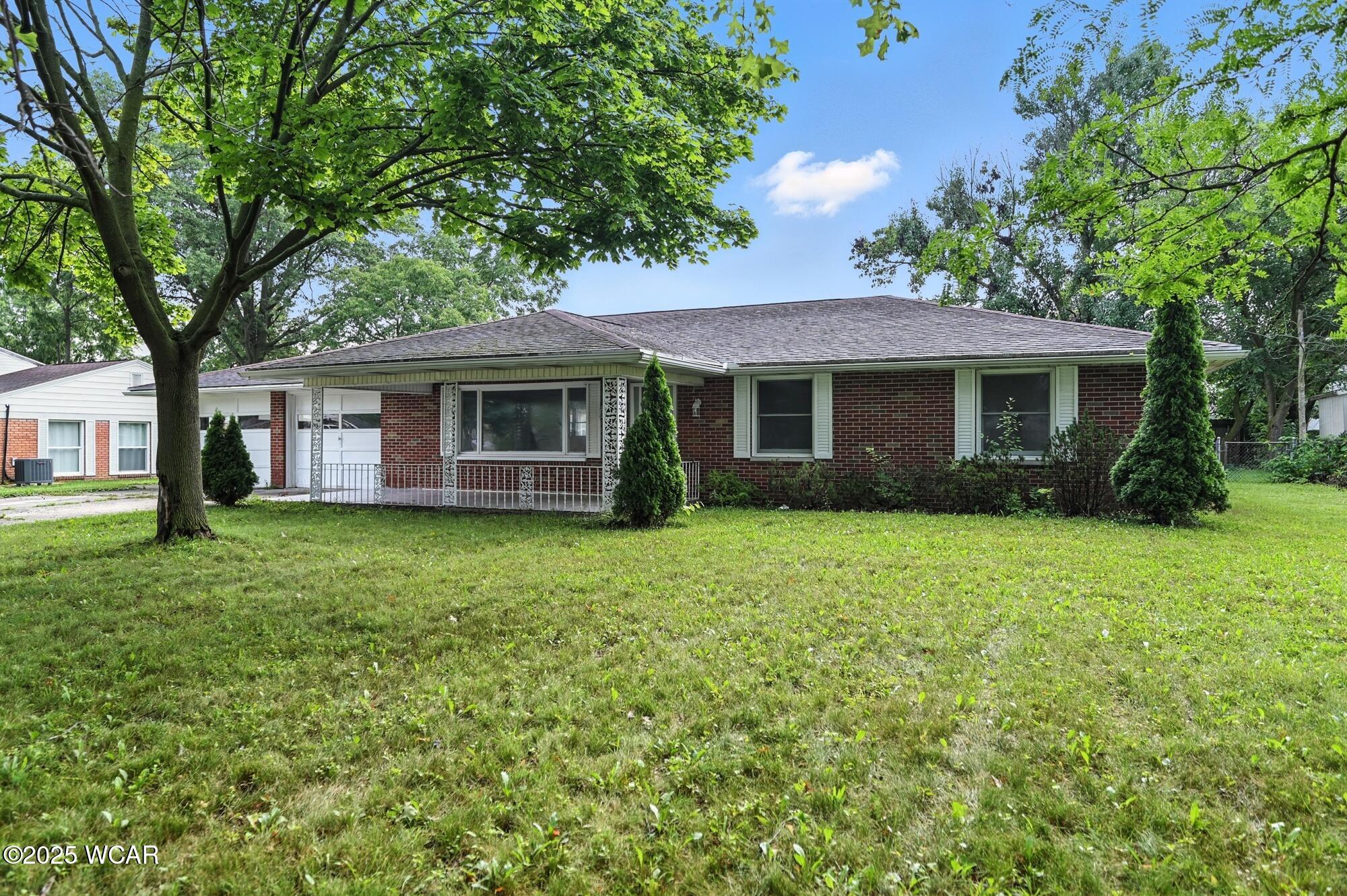 2268 Glenwood Avenue, Lima, Ohio