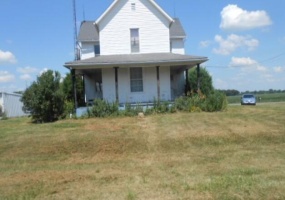3755 Grubb Road, Delphos, Ohio 45833, 5 Bedrooms Bedrooms, ,1 BathroomBathrooms,Residential,For Sale,Grubb,1040214