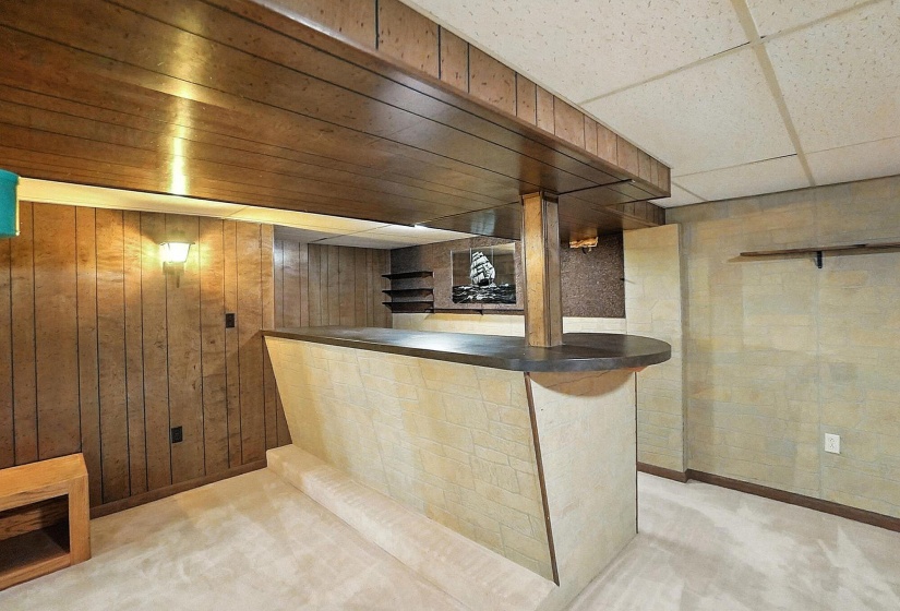 Family Room w/Bar Area
