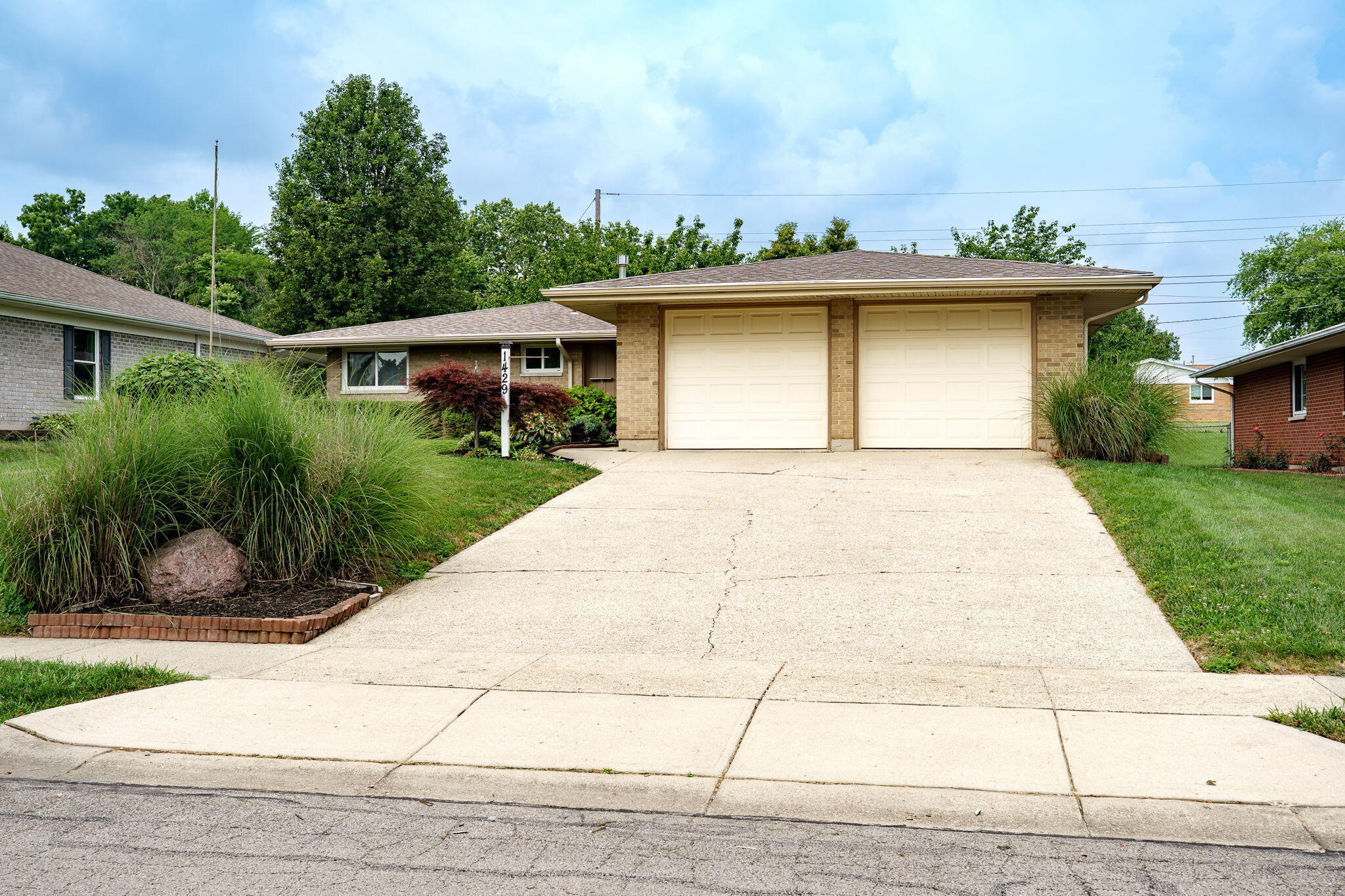 1429 Mapleridge Drive, Fairborn, Ohio 45324