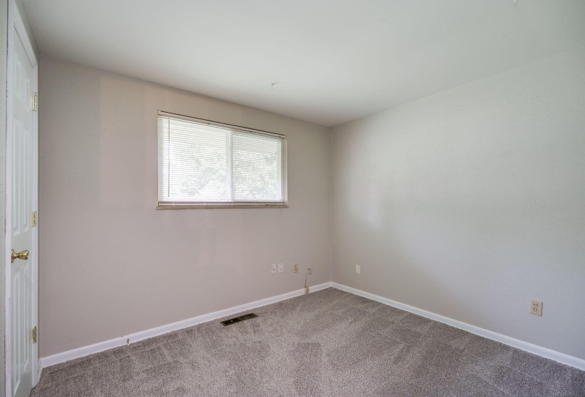 21-web-or-mls-1429-mapleridge-dr