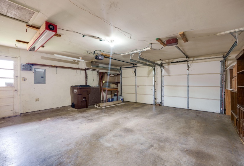 30-web-or-mls-1429-mapleridge-dr