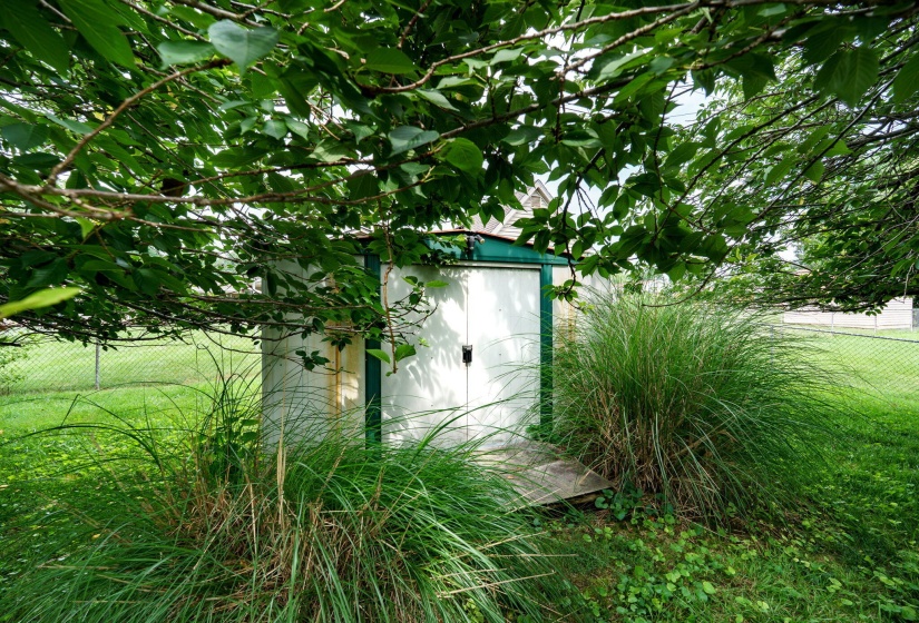 36-web-or-mls-1429-mapleridge-dr