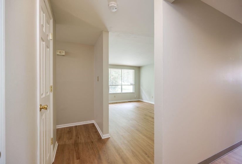 8-web-or-mls-1429-mapleridge-dr
