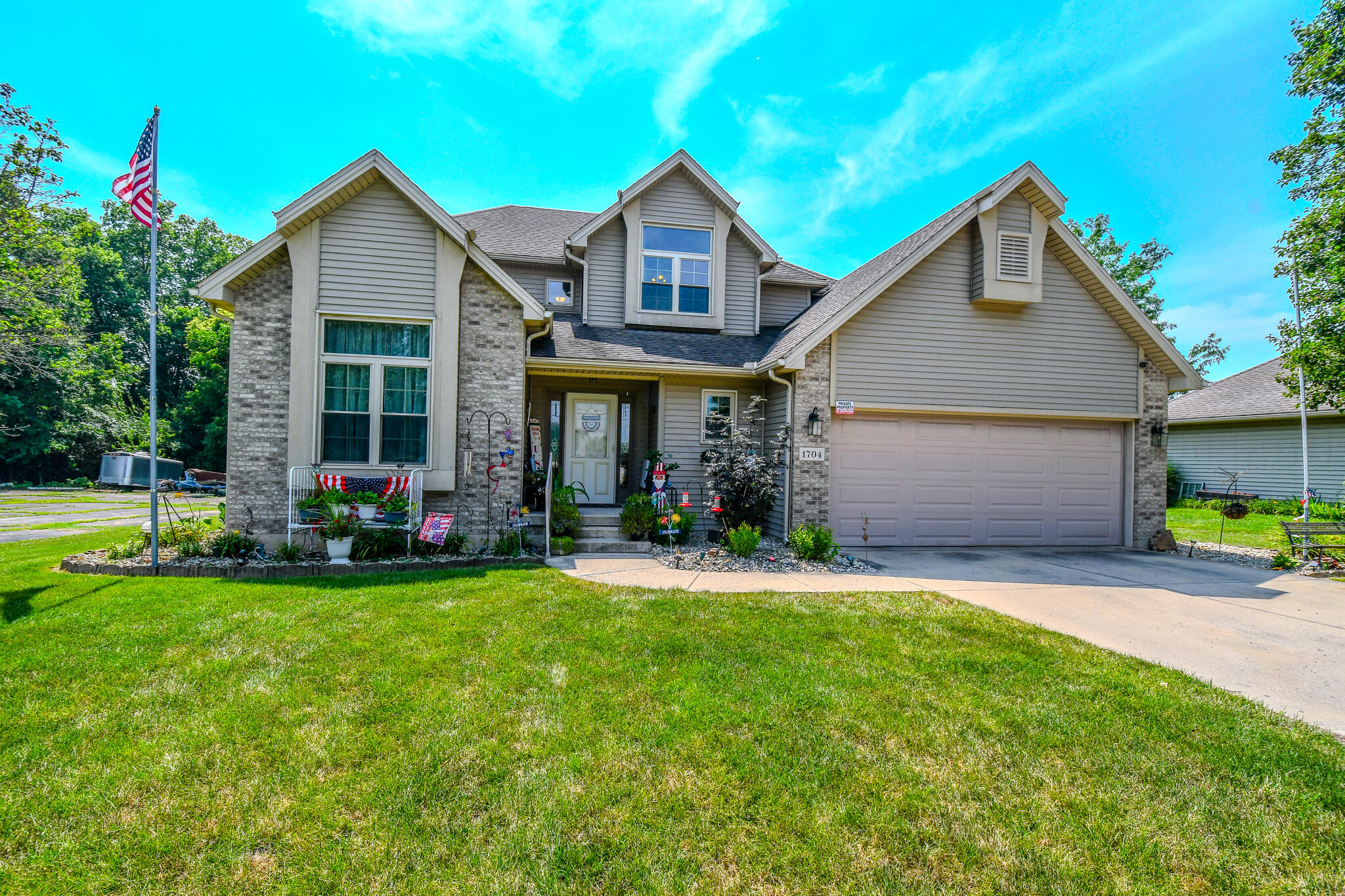 1704 Echo Lake Drive, Piqua, Ohio 45356