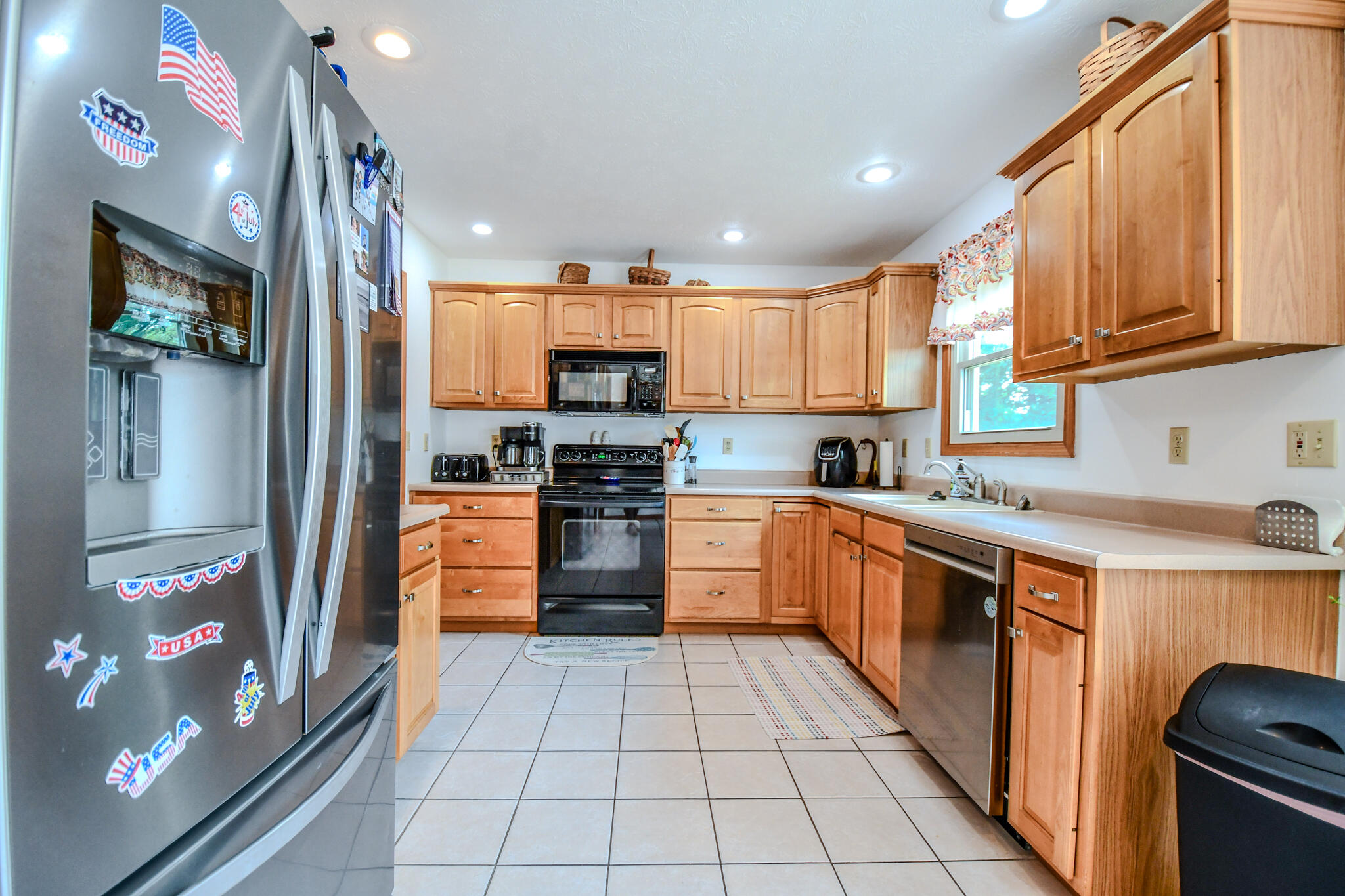 1704 Echo Lake Drive, Piqua, Ohio 45356
