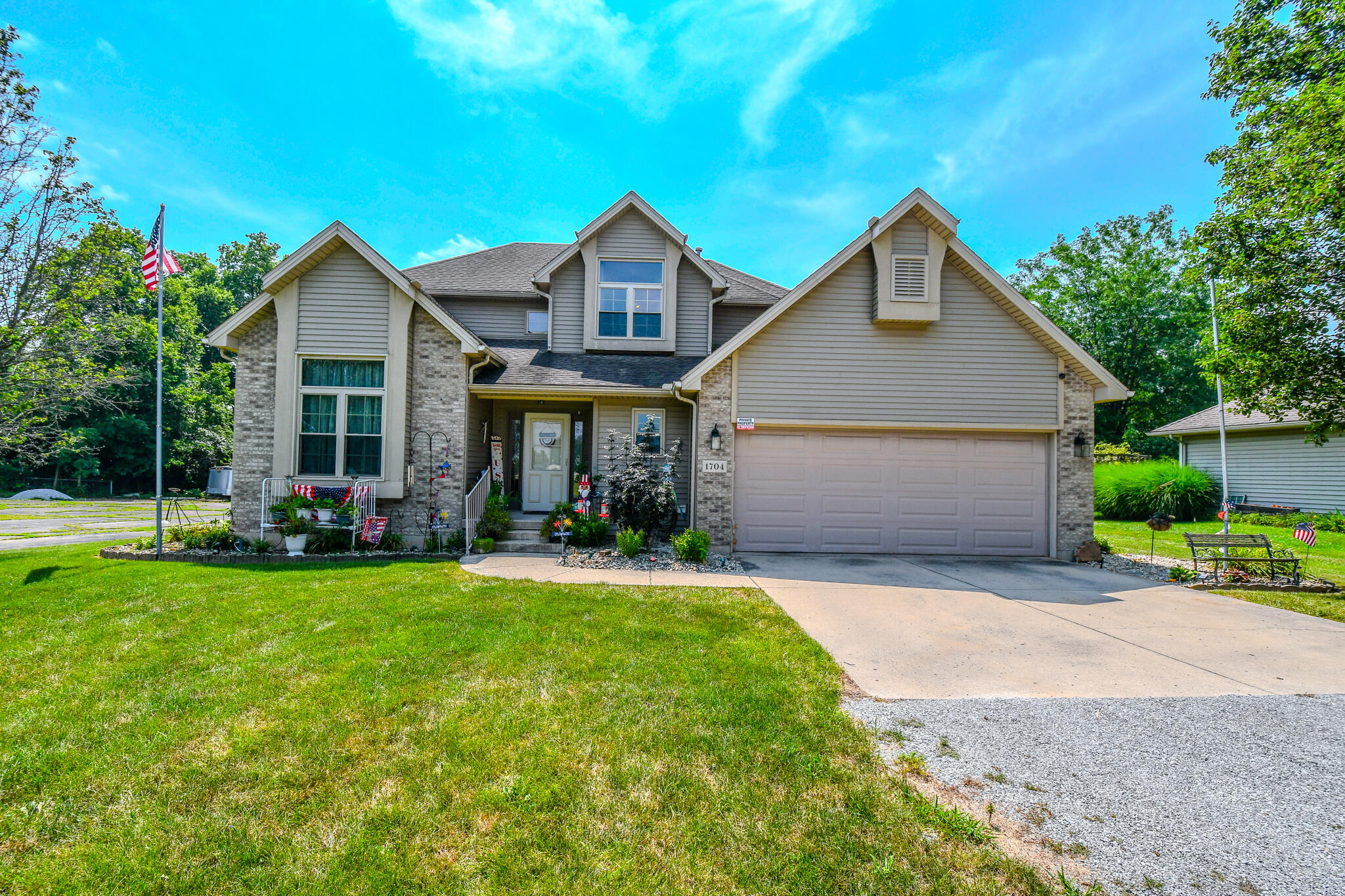 1704 Echo Lake Drive, Piqua, Ohio 45356