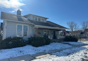 211 Benton Street, Wapakoneta, Ohio 45895, 5 Bedrooms Bedrooms, ,3 BathroomsBathrooms,Multi Family,For Sale,Benton,1037055