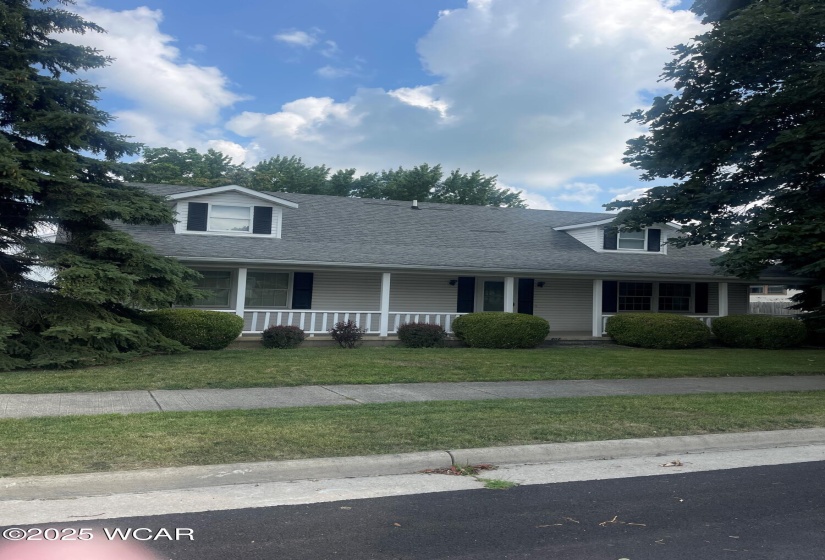 402 Mechanic Street, Wapakoneta, Ohio, 3 Bedrooms Bedrooms, ,2 BathroomsBathrooms,Residential,For Sale,Mechanic,307748