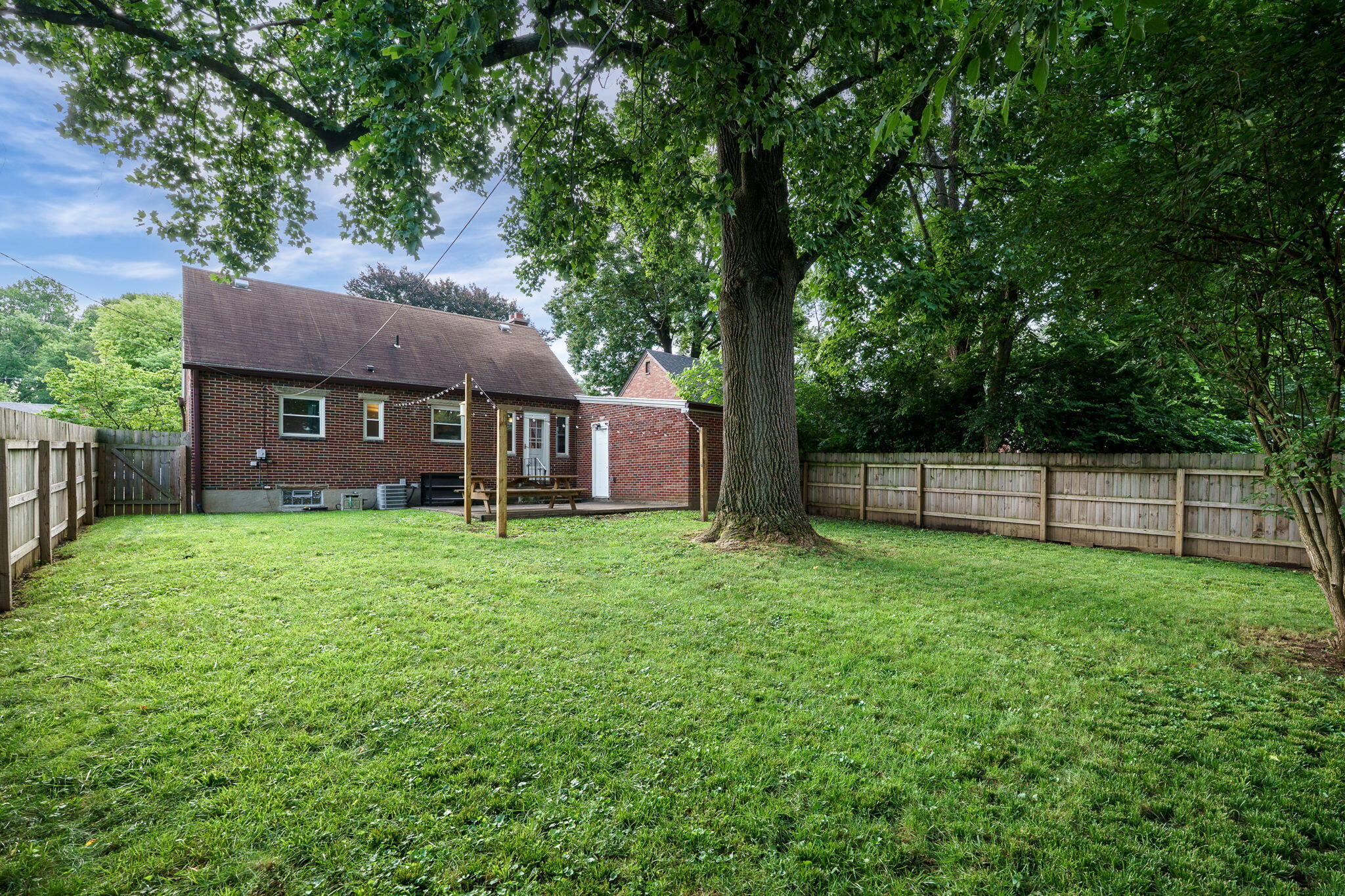 537 Shadowlawn Avenue, Dayton, Ohio 45419