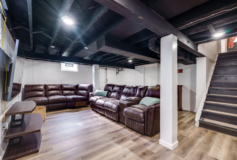 28-web-or-mls-537-shadowlawn-ave