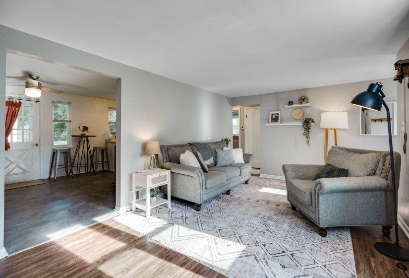 9-web-or-mls-537-shadowlawn-ave