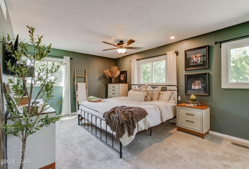 2049 High Ridge Road, Lima, Ohio, 4 Bedrooms Bedrooms, ,2 BathroomsBathrooms,Residential,For Sale,High Ridge,307750