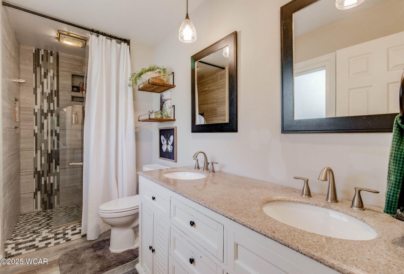 2049 High Ridge Road, Lima, Ohio, 4 Bedrooms Bedrooms, ,2 BathroomsBathrooms,Residential,For Sale,High Ridge,307750