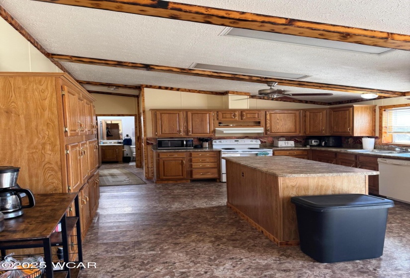 6365 Township Road 155, Kenton, Ohio, 3 Bedrooms Bedrooms, ,2 BathroomsBathrooms,Residential,For Sale,Township Road 155,307751
