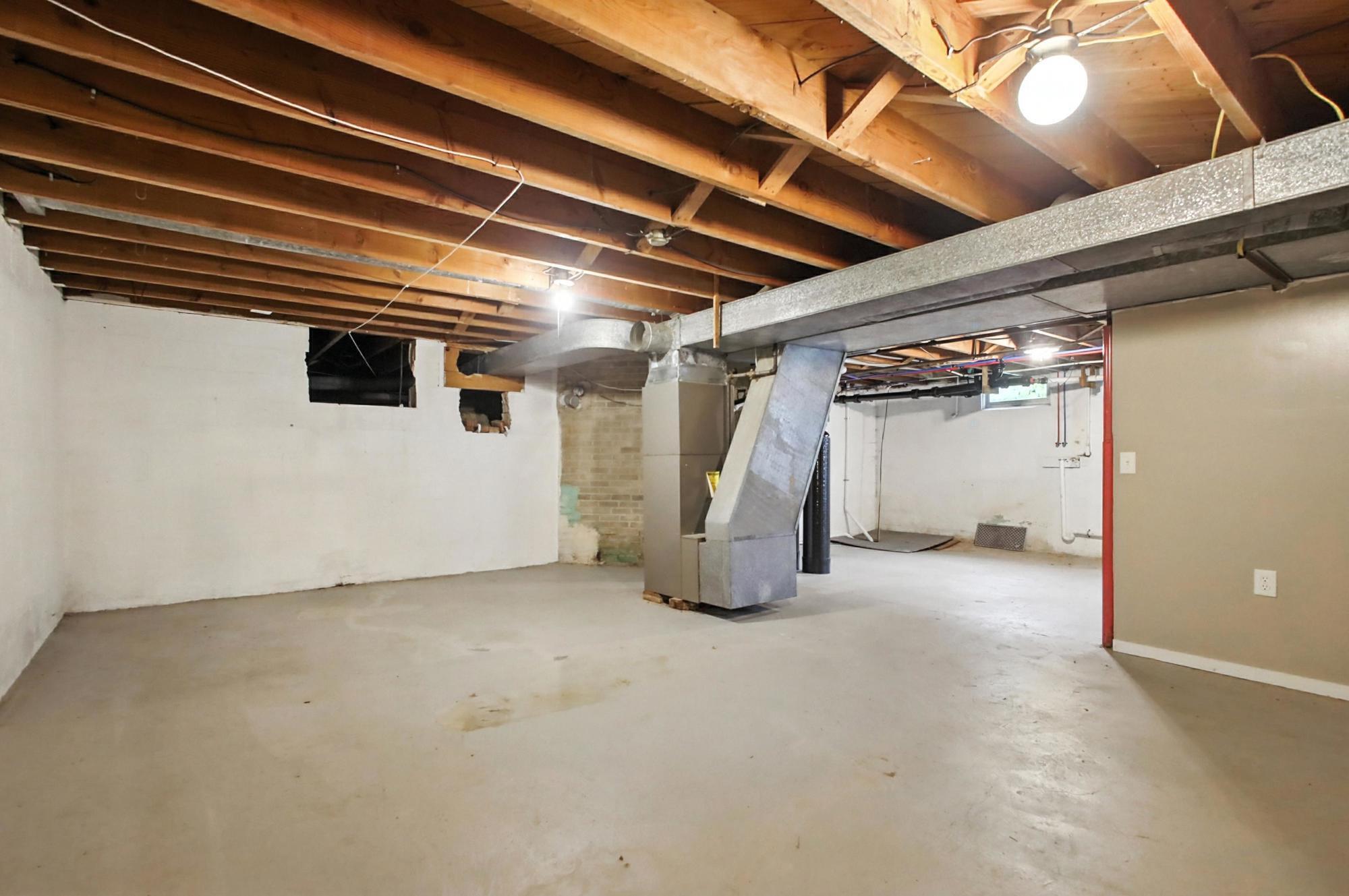 2855 Springfield Jamestown Road, Springfield, Ohio 45502