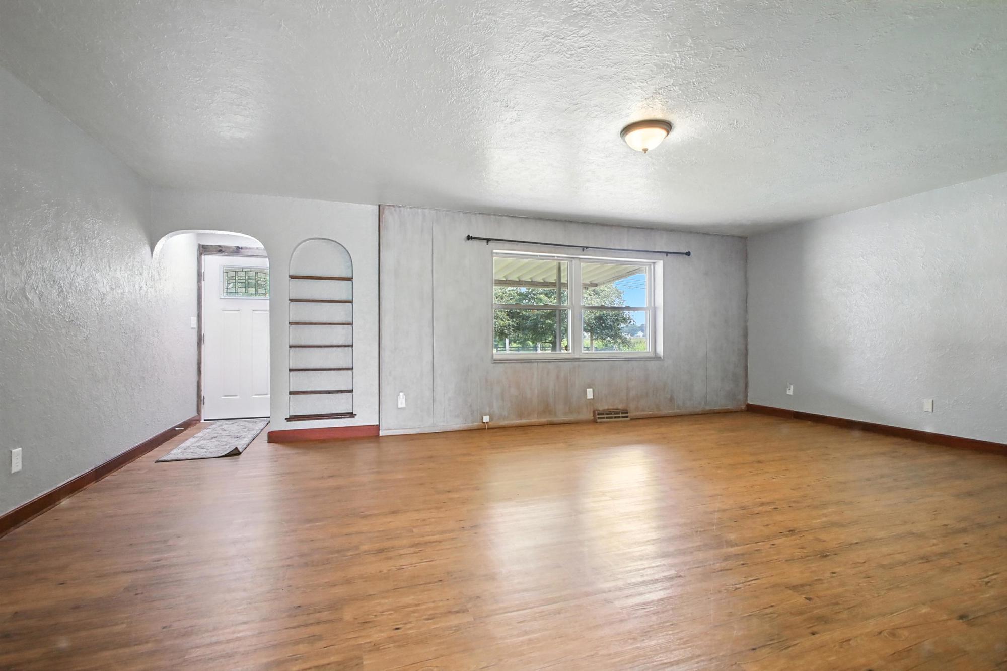 2855 Springfield Jamestown Road, Springfield, Ohio 45502