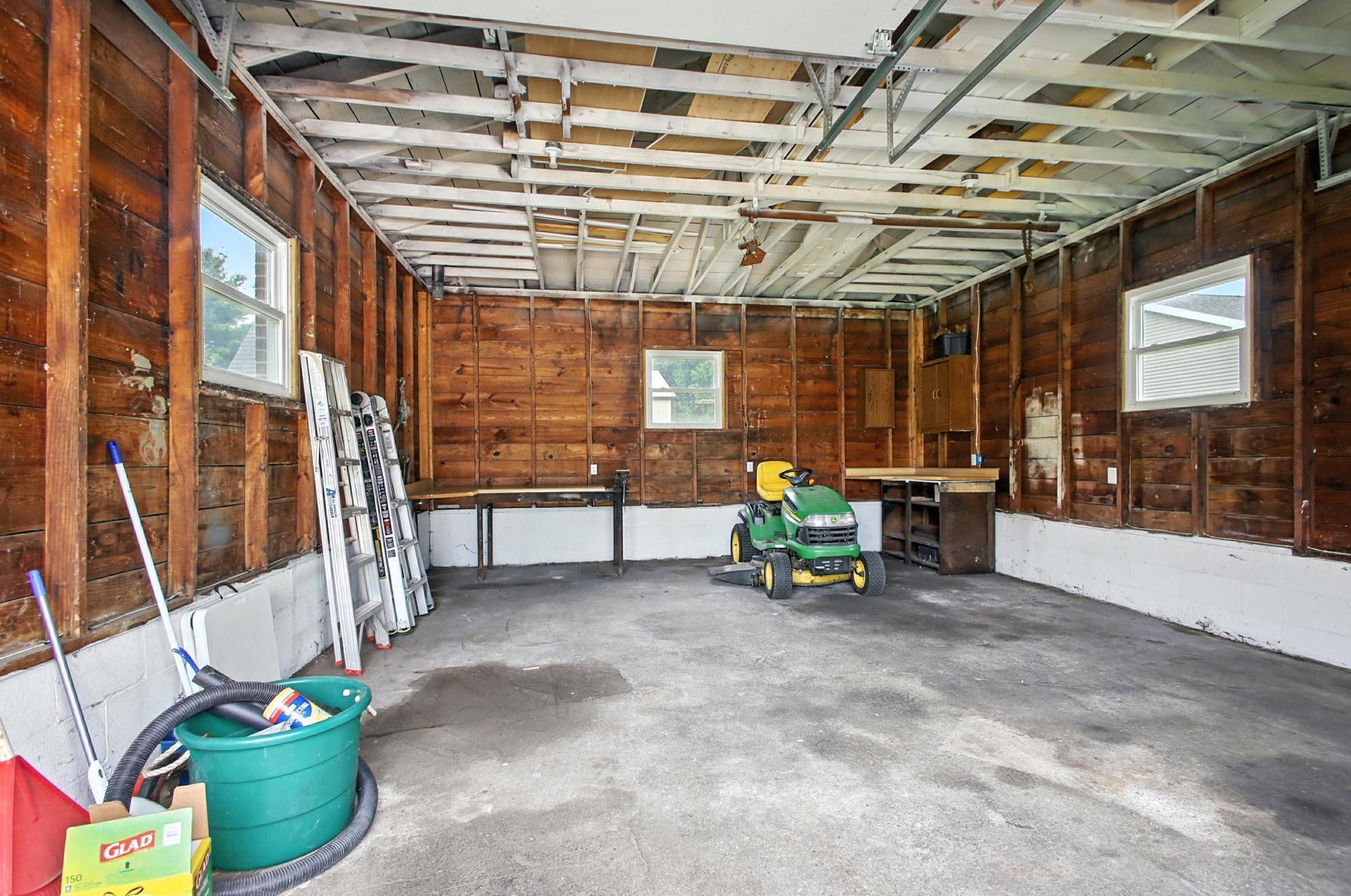 2855 Springfield Jamestown Road, Springfield, Ohio 45502
