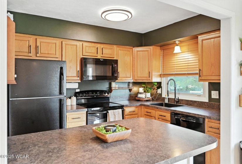420 Sheffield Drive, Findlay, Ohio, 4 Bedrooms Bedrooms, ,2 BathroomsBathrooms,Residential,For Sale,Sheffield,307634