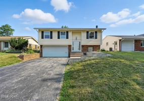 420 Sheffield Drive, Findlay, Ohio, 4 Bedrooms Bedrooms, ,2 BathroomsBathrooms,Residential,For Sale,Sheffield,307634