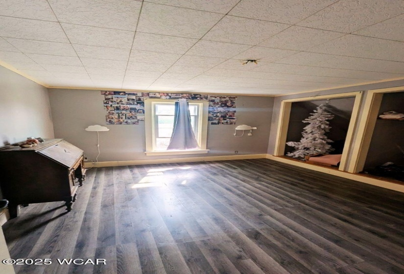 Third bedroom.