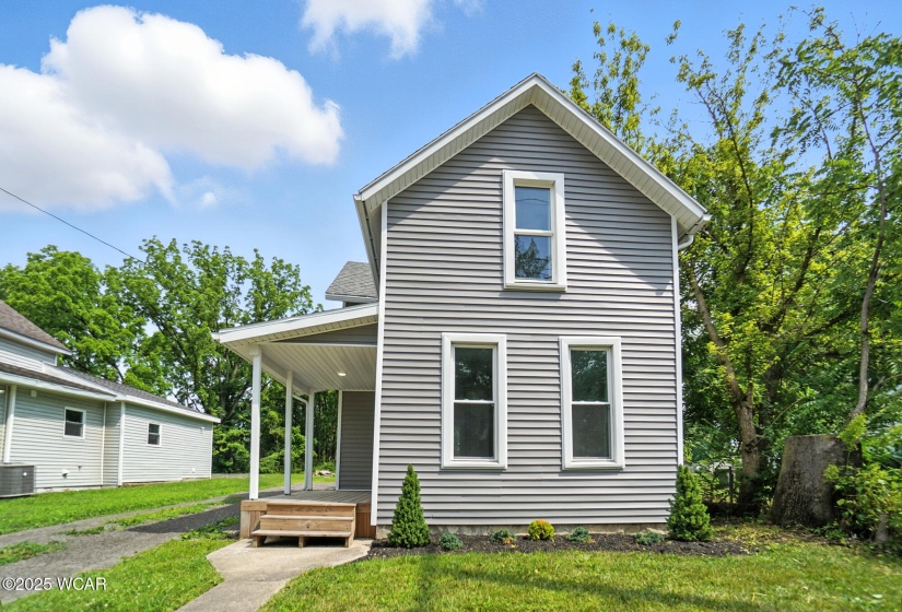 861 4th Street, Lima, Ohio, 2 Bedrooms Bedrooms, ,1 BathroomBathrooms,Residential,For Sale,4th,307756
