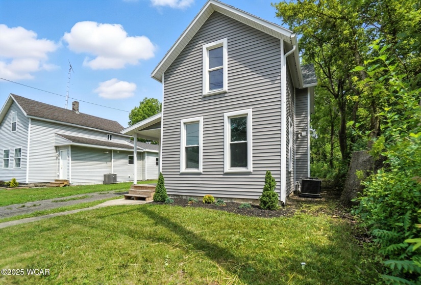861 4th Street, Lima, Ohio, 2 Bedrooms Bedrooms, ,1 BathroomBathrooms,Residential,For Sale,4th,307756