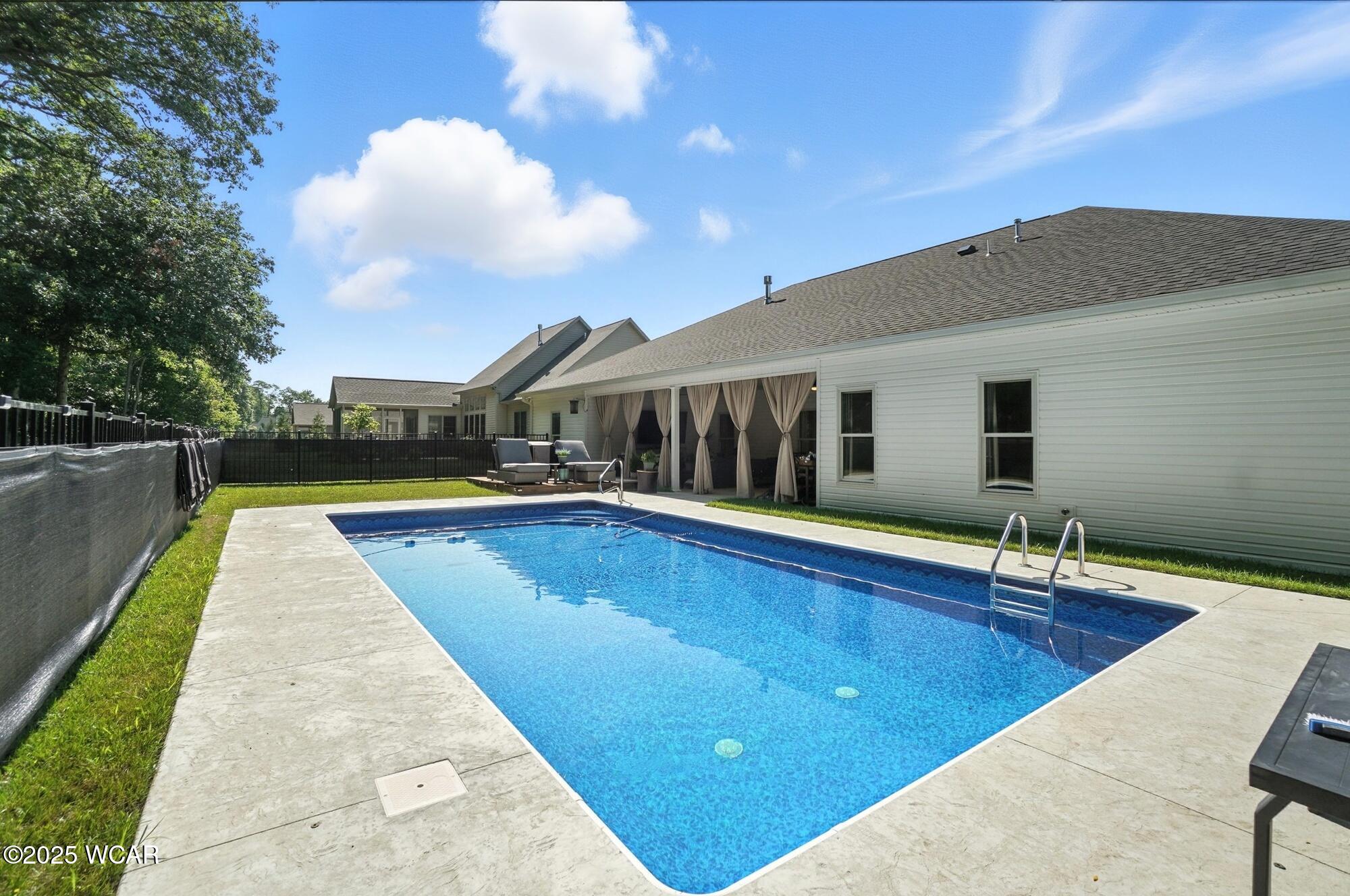 4046 Running Oak Trail, Lima, Ohio