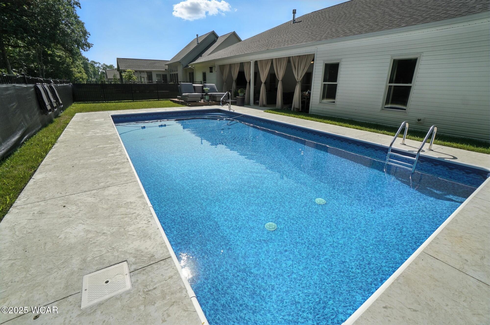 4046 Running Oak Trail, Lima, Ohio
