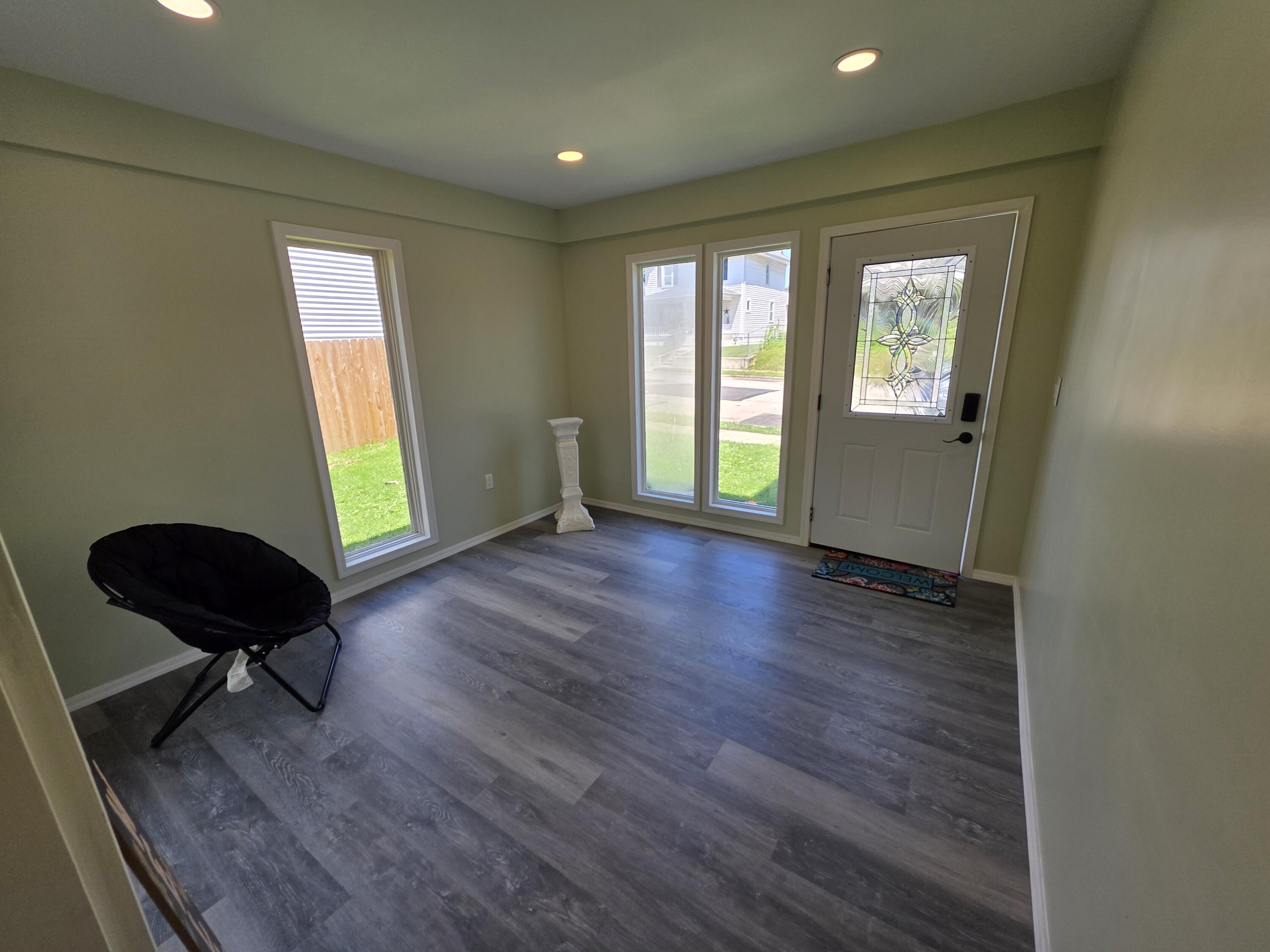 1609 Irwin Avenue, Springfield, Ohio 45505