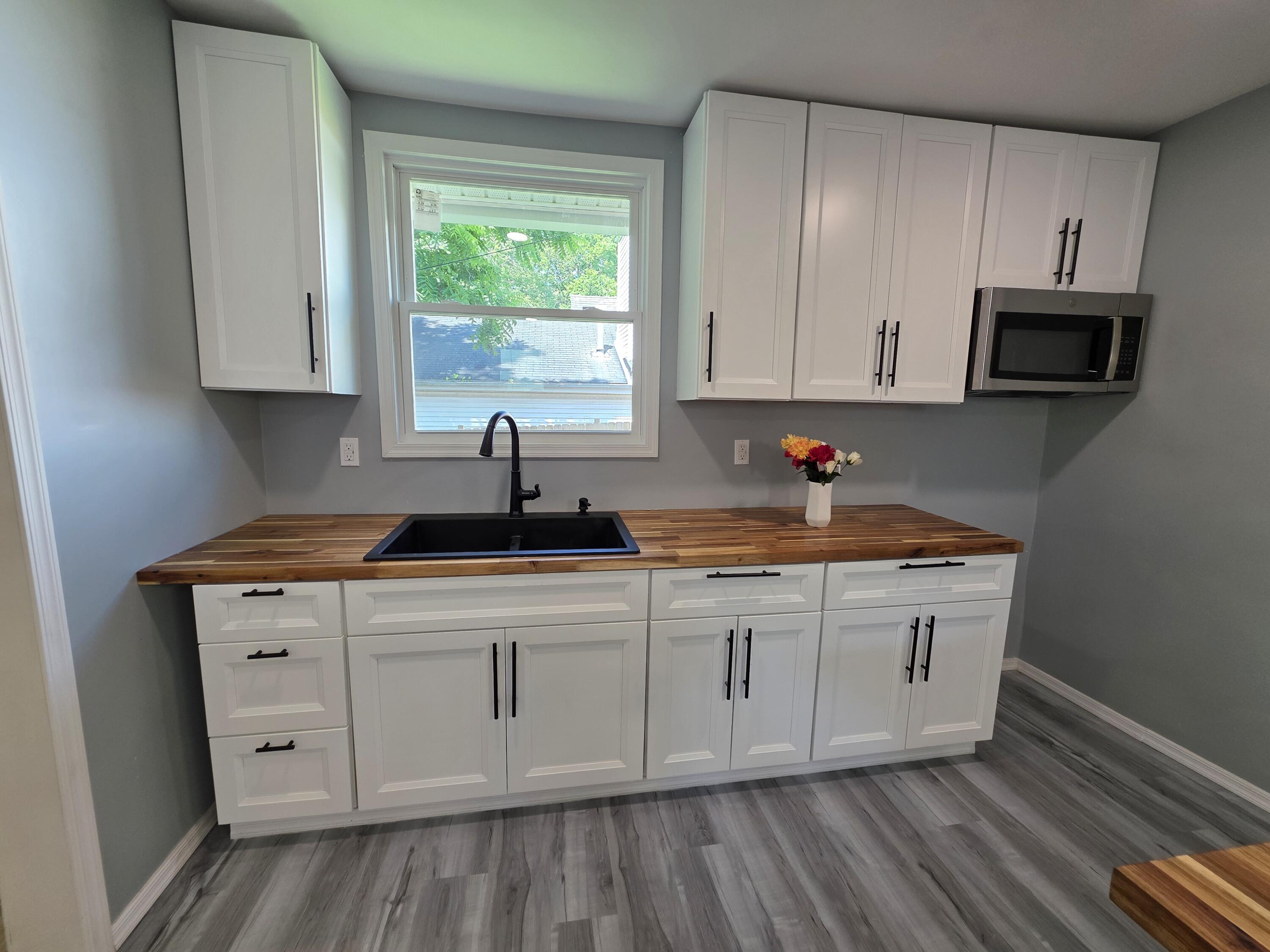 1609 Irwin Avenue, Springfield, Ohio 45505