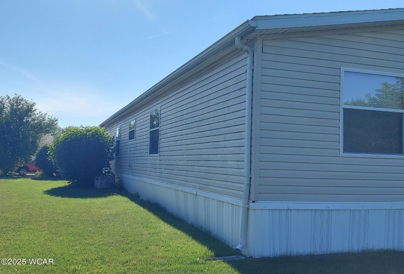 8 Bridle Trail, Lima, Ohio, 3 Bedrooms Bedrooms, ,2 BathroomsBathrooms,Residential,For Sale,Bridle,307761
