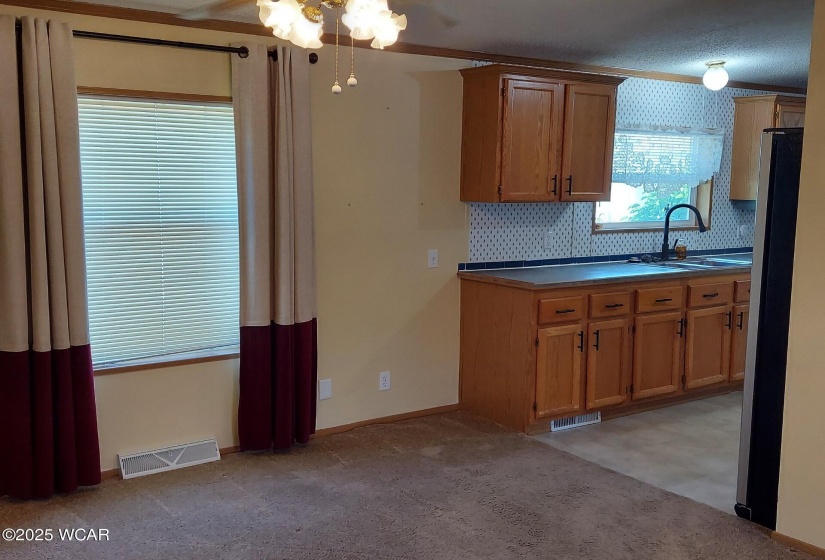 8 Bridle Trail, Lima, Ohio, 3 Bedrooms Bedrooms, ,2 BathroomsBathrooms,Residential,For Sale,Bridle,307761