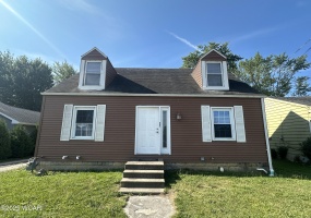 1229 Sandusky Street, Findlay, Ohio, 3 Bedrooms Bedrooms, ,2 BathroomsBathrooms,Residential,For Sale,Sandusky,307763