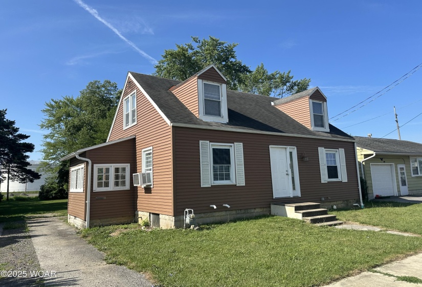 1229 Sandusky Street, Findlay, Ohio, 3 Bedrooms Bedrooms, ,2 BathroomsBathrooms,Residential,For Sale,Sandusky,307763