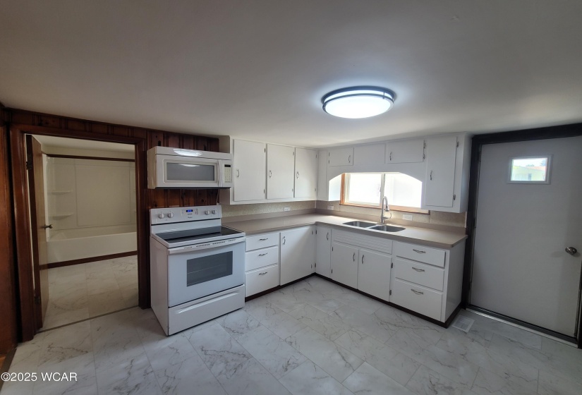 625 Henry Street, Kenton, Ohio, 3 Bedrooms Bedrooms, ,1 BathroomBathrooms,Residential,For Sale,Henry,307764