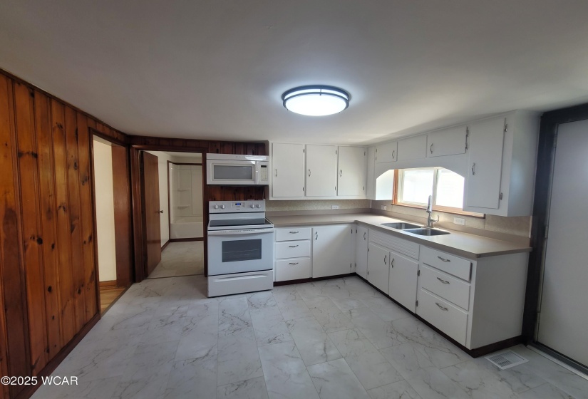 625 Henry Street, Kenton, Ohio, 3 Bedrooms Bedrooms, ,1 BathroomBathrooms,Residential,For Sale,Henry,307764