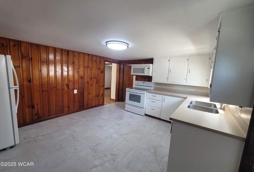 625 Henry Street, Kenton, Ohio, 3 Bedrooms Bedrooms, ,1 BathroomBathrooms,Residential,For Sale,Henry,307764