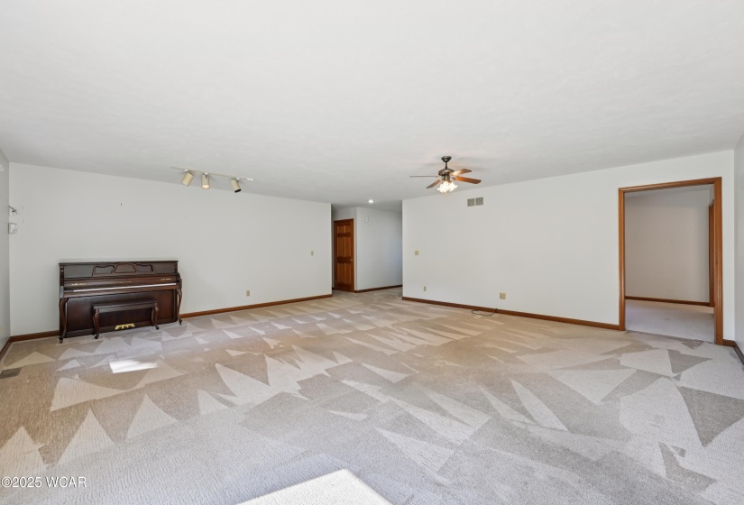 1154 Allison Road, Bellefontaine, Ohio, 5 Bedrooms Bedrooms, ,3 BathroomsBathrooms,Residential,For Sale,Allison,307769