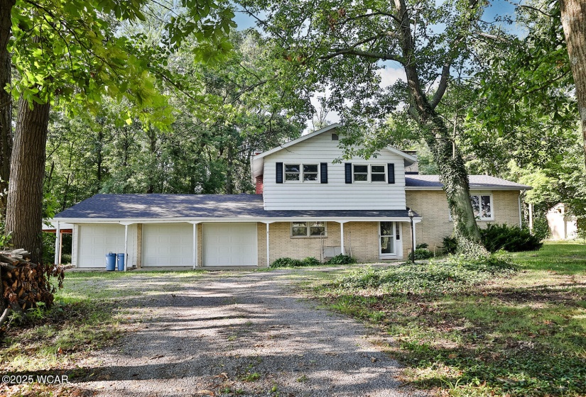 5600 Hanthorn Road, Lima, Ohio, 3 Bedrooms Bedrooms, ,2 BathroomsBathrooms,Residential,For Sale,Hanthorn,307770