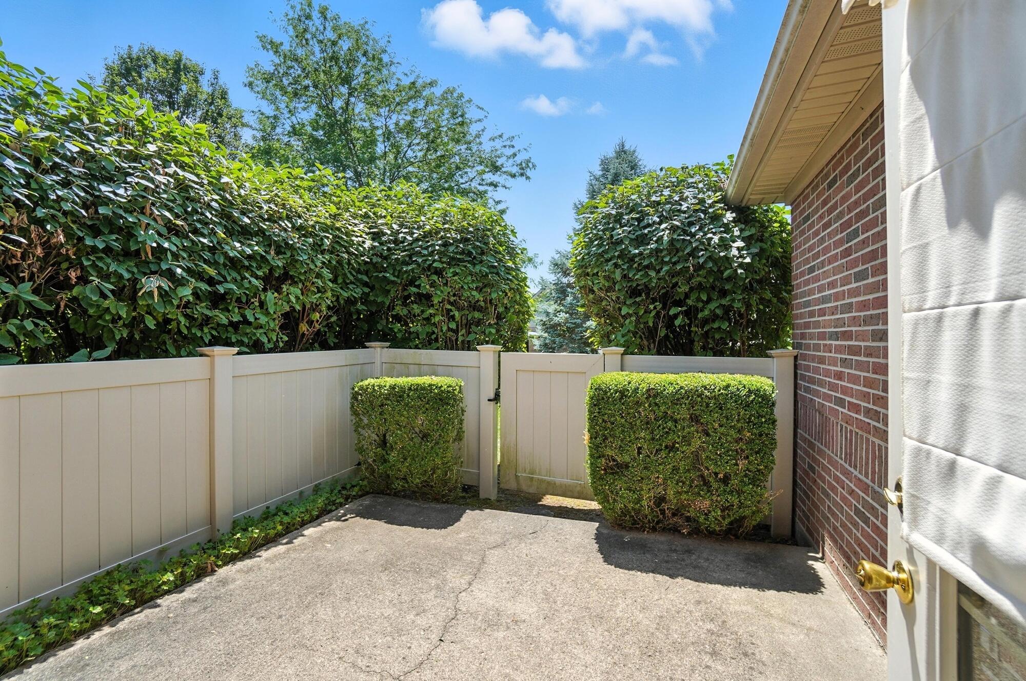 812 Brendle Trace, Springfield, Ohio 45503