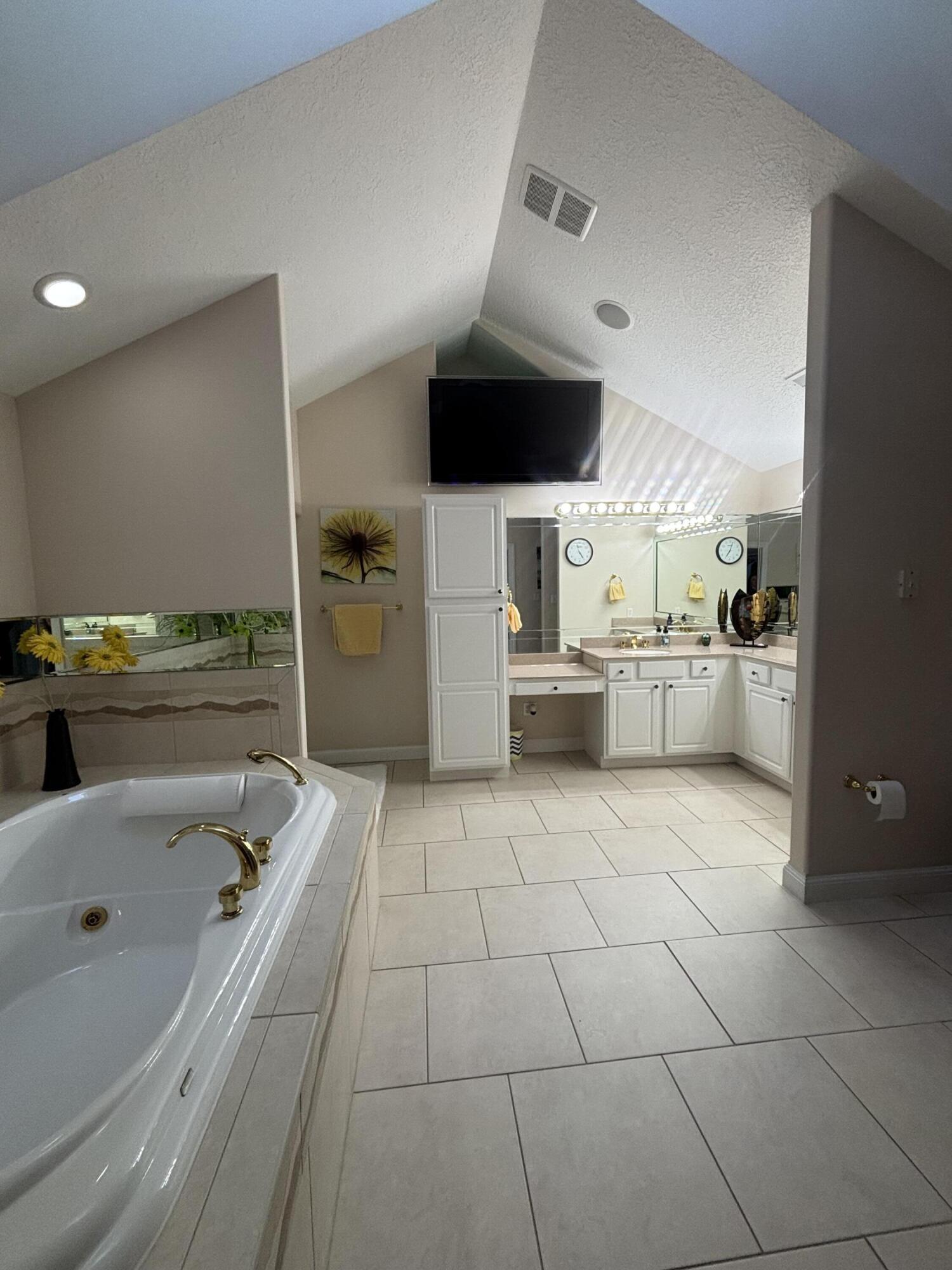 216 Candlewood Place, Saint Marys, Ohio 45885