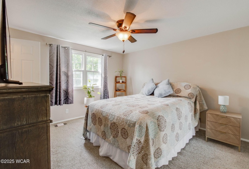 1424 Loch Loman Way, Lima, Ohio, 4 Bedrooms Bedrooms, ,2 BathroomsBathrooms,Residential,For Sale,Loch Loman,307771