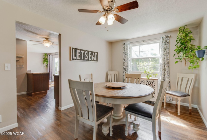 1424 Loch Loman Way, Lima, Ohio, 4 Bedrooms Bedrooms, ,2 BathroomsBathrooms,Residential,For Sale,Loch Loman,307771