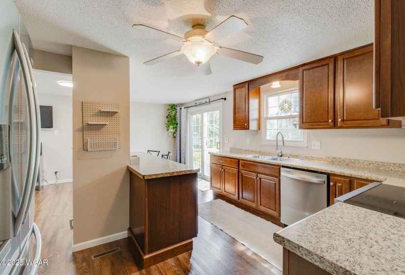 1424 Loch Loman Way, Lima, Ohio, 4 Bedrooms Bedrooms, ,2 BathroomsBathrooms,Residential,For Sale,Loch Loman,307771