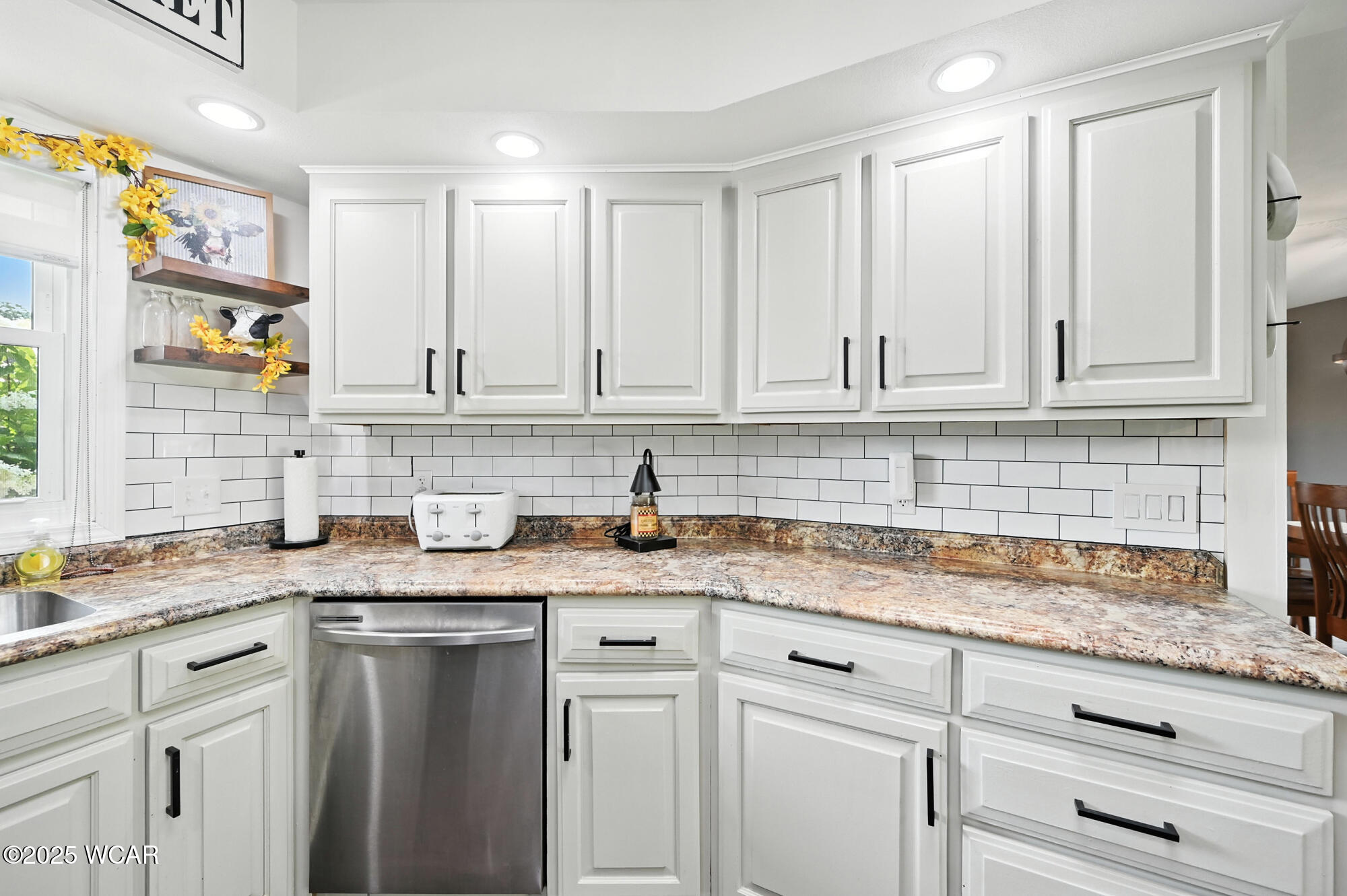 733 Queensbury Drive, Lima, Ohio