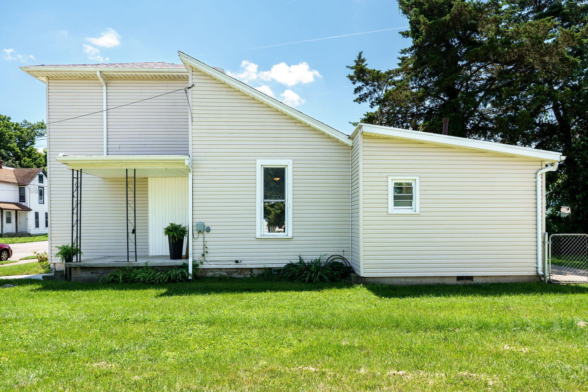803 Laurel Street, Springfield, Ohio 45503