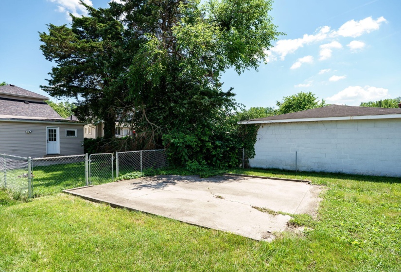27-web-or-mls-803-laurel-st