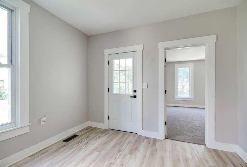 7-web-or-mls-803-laurel-st